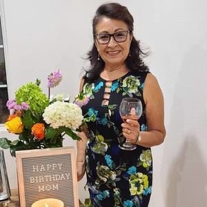 Meet your Posher, Isabel